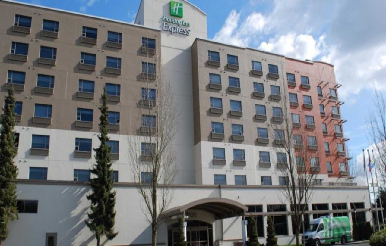 Holiday Inn Express Vancouver Airport-Richmond, An Ihg Hotel Exterior photo